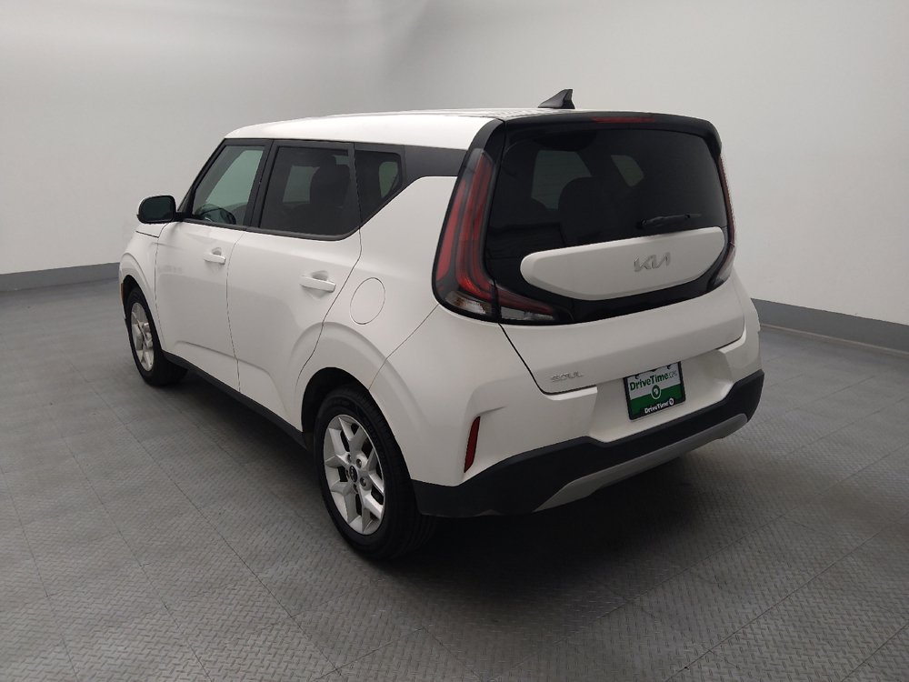 Used 2023 Kia Soul LX w/ Option Group 015 FWD image 6