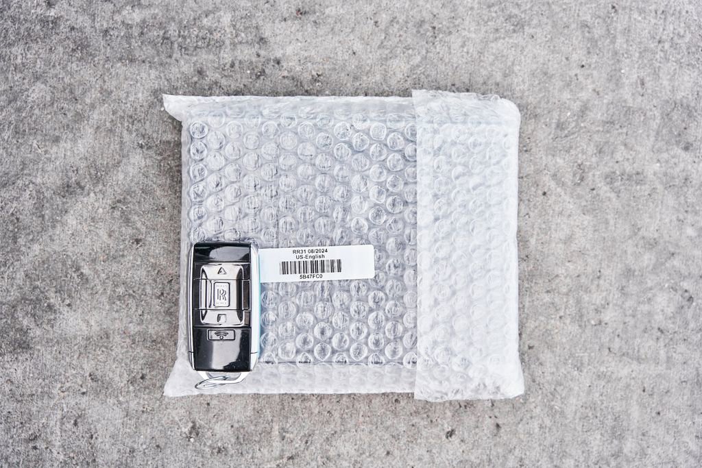 Used 2025 Rolls-Royce Cullinan Black Badge image 90