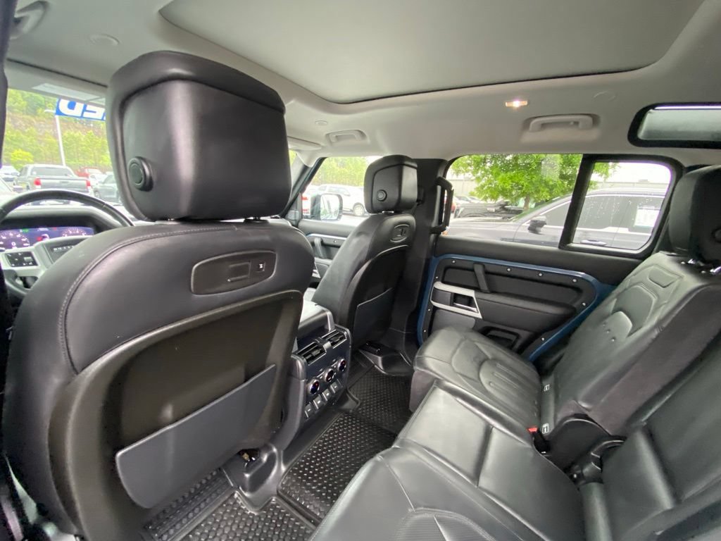Used 2020 Land Rover Defender 110 HSE AWD/4WD image 23