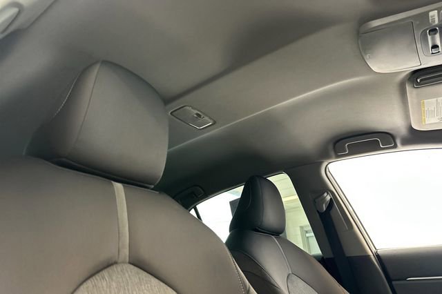 Used 2022 Toyota Camry LE FWD image 18