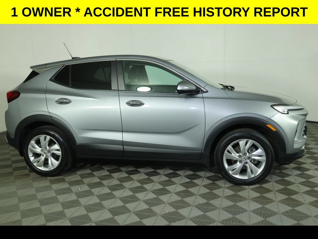 Used 2024 Buick Encore GX Preferred w/ Comfort Package AWD/4WD image 2