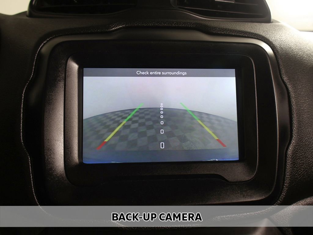 Used 2018 Jeep Renegade Latitude image 3