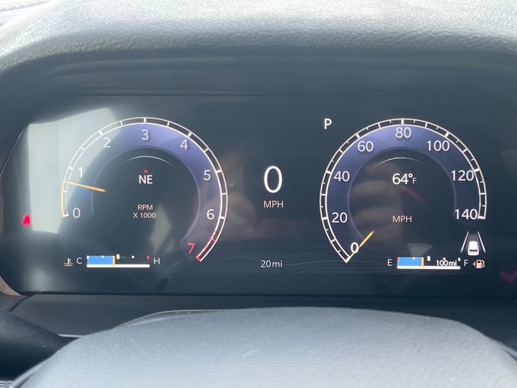 New 2025 Jeep Grand Cherokee Laredo X w/ Luxury Tech Group I image 16