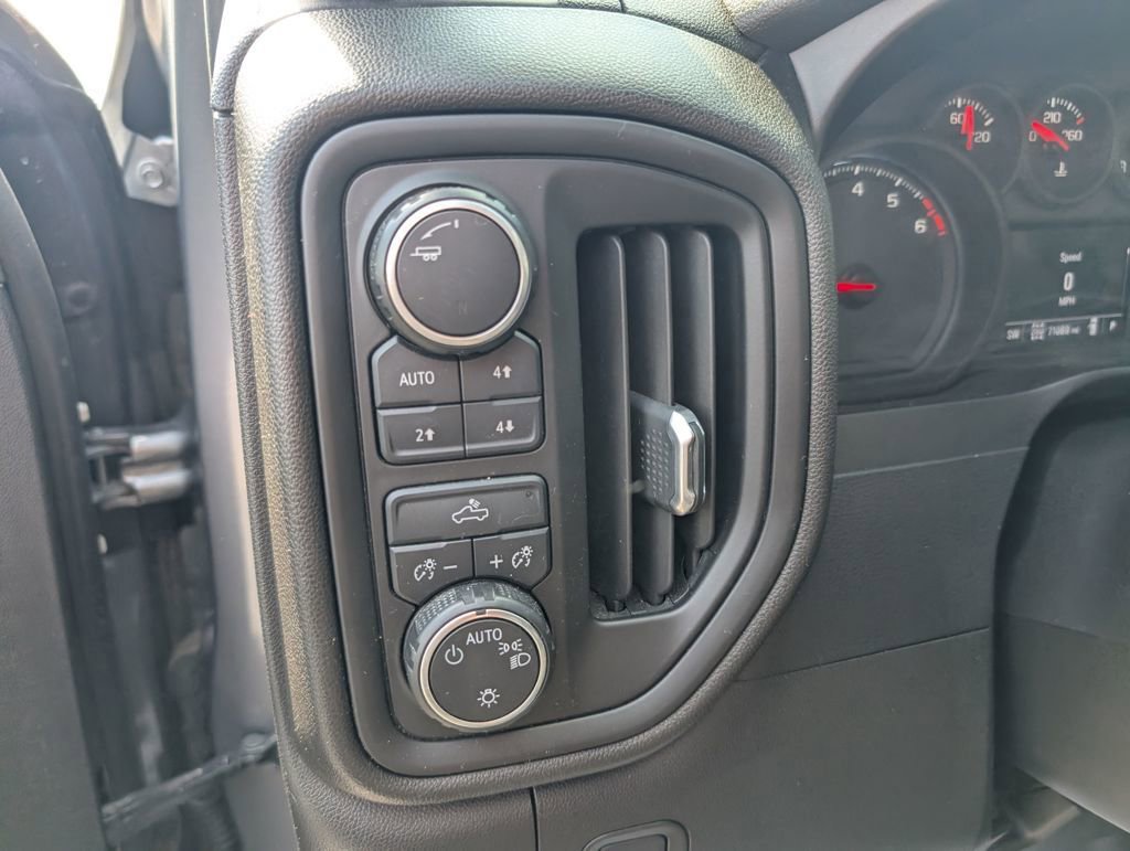 Used 2020 Chevrolet Silverado 1500 Custom Trail Boss w/ Custom Convenience Package image 19