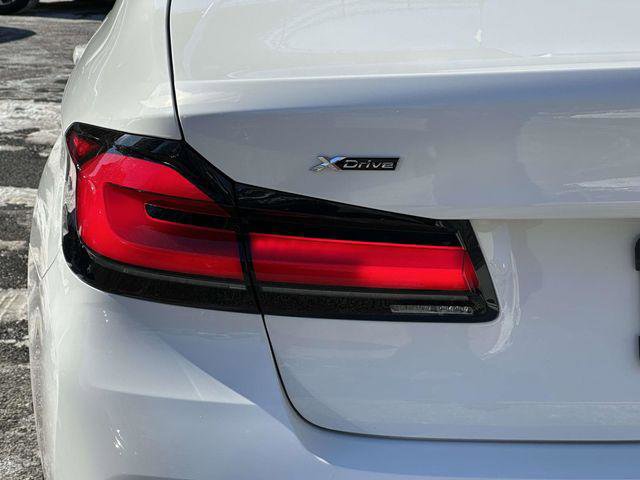 Used 2023 BMW 530i xDrive w/ Convenience Package image 11