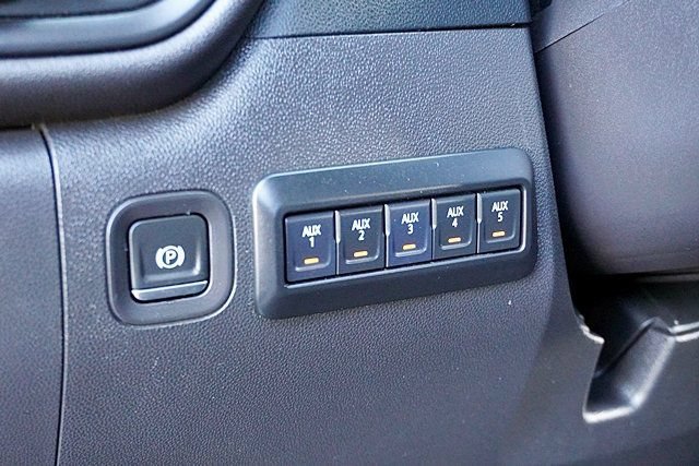 Used 2024 Chevrolet Silverado 1500 Custom Trail Boss AWD/4WD image 36