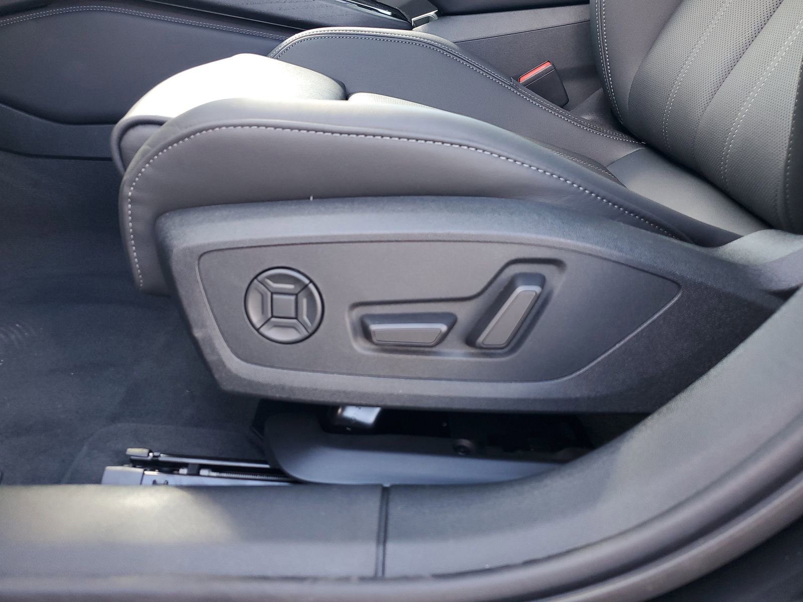 New 2026 Audi A6 Premium Plus AWD/4WD image 20