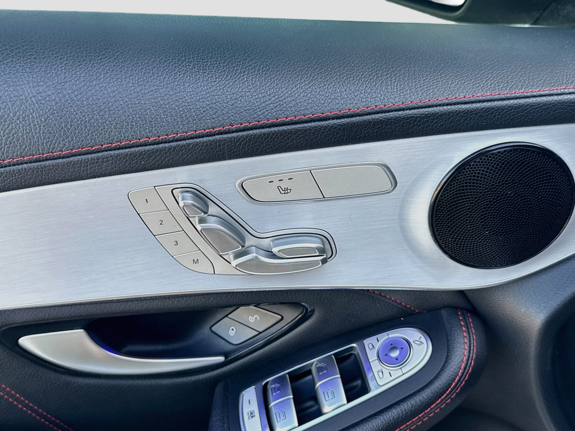 Used 2022 Mercedes-Benz GLC 43 AMG 4MATIC image 17