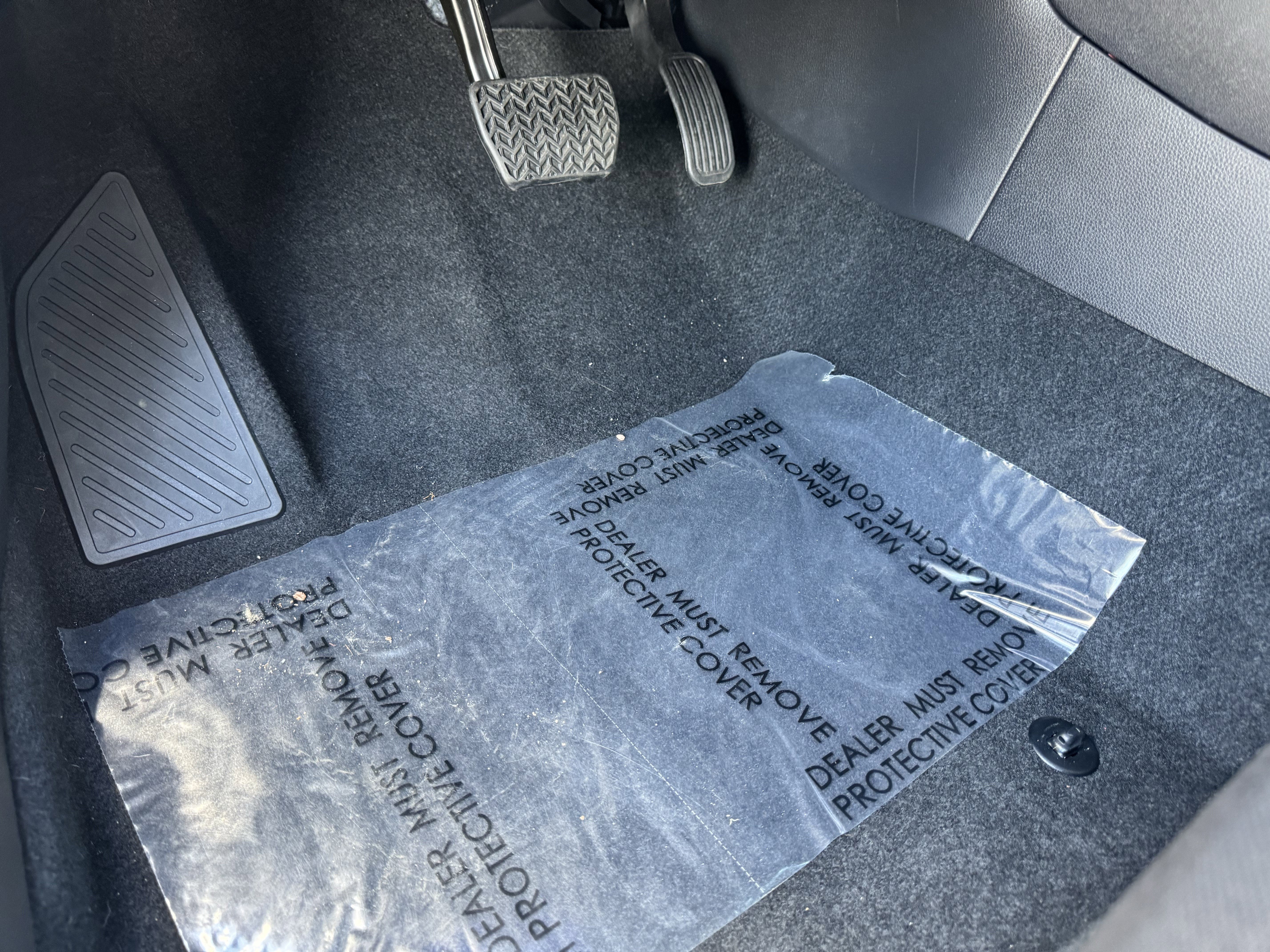 Used 2026 Toyota Corolla LE w/ LE Premium Package image 18