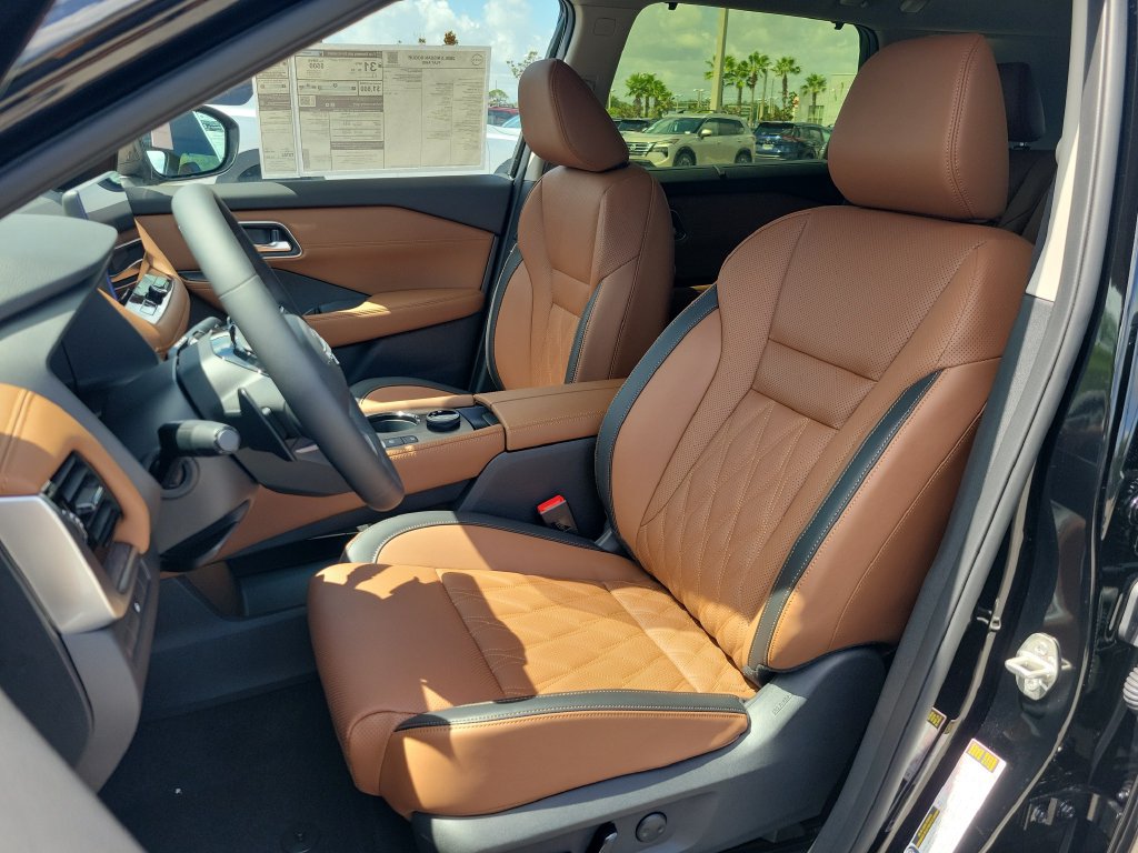 New 2026 Nissan Rogue Platinum AWD/4WD image 16