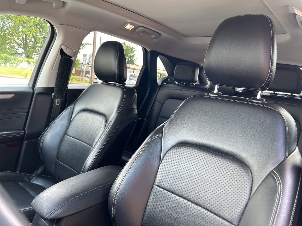 Used 2022 Ford Escape SEL w/ Technology Package image 25