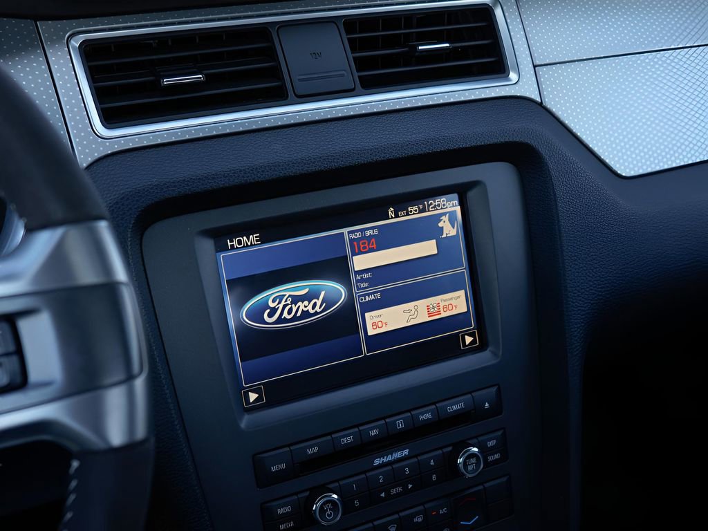 Used 2012 Ford Mustang Shelby GT500 w/ SVT Performance Pkg image 27