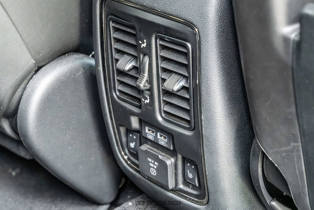 Used 2018 Jeep Grand Cherokee Trackhawk AWD/4WD image 35
