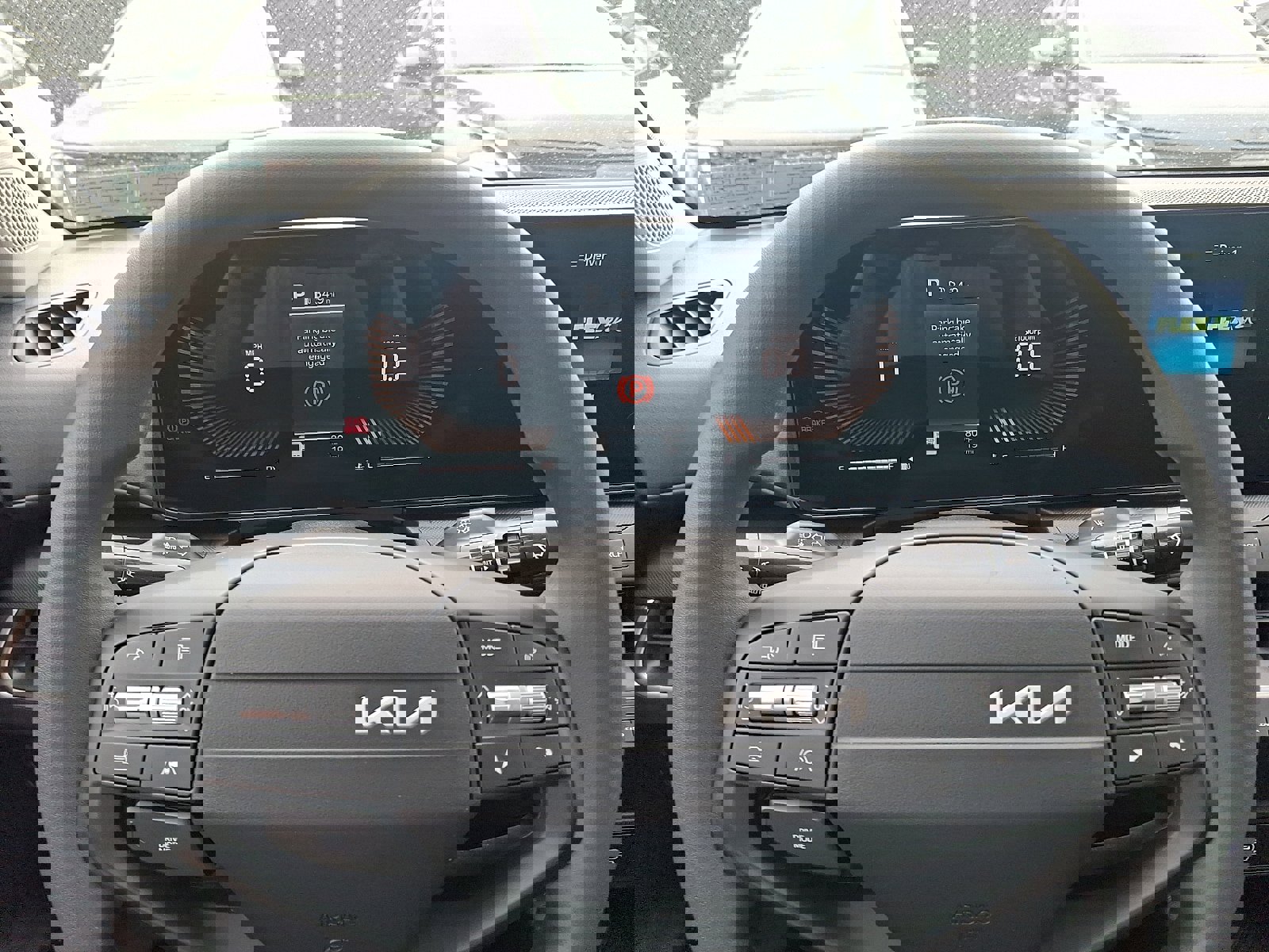 New 2026 Kia K4 LXS image 13