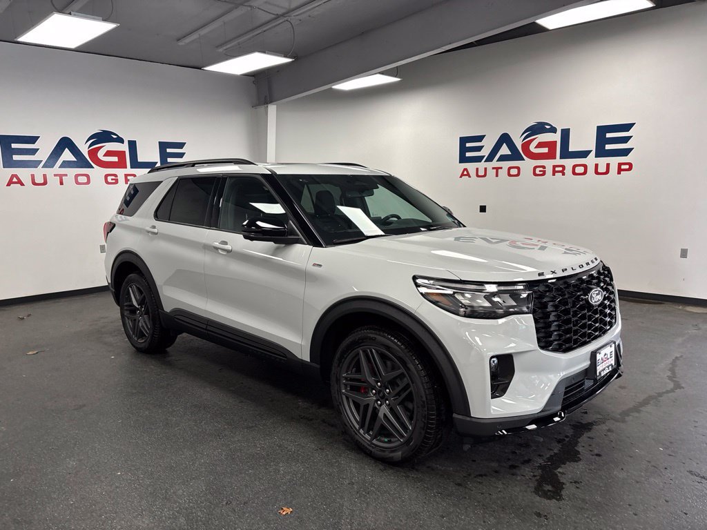 New 2027 Ford Explorer ST-Line w/ Premium Package