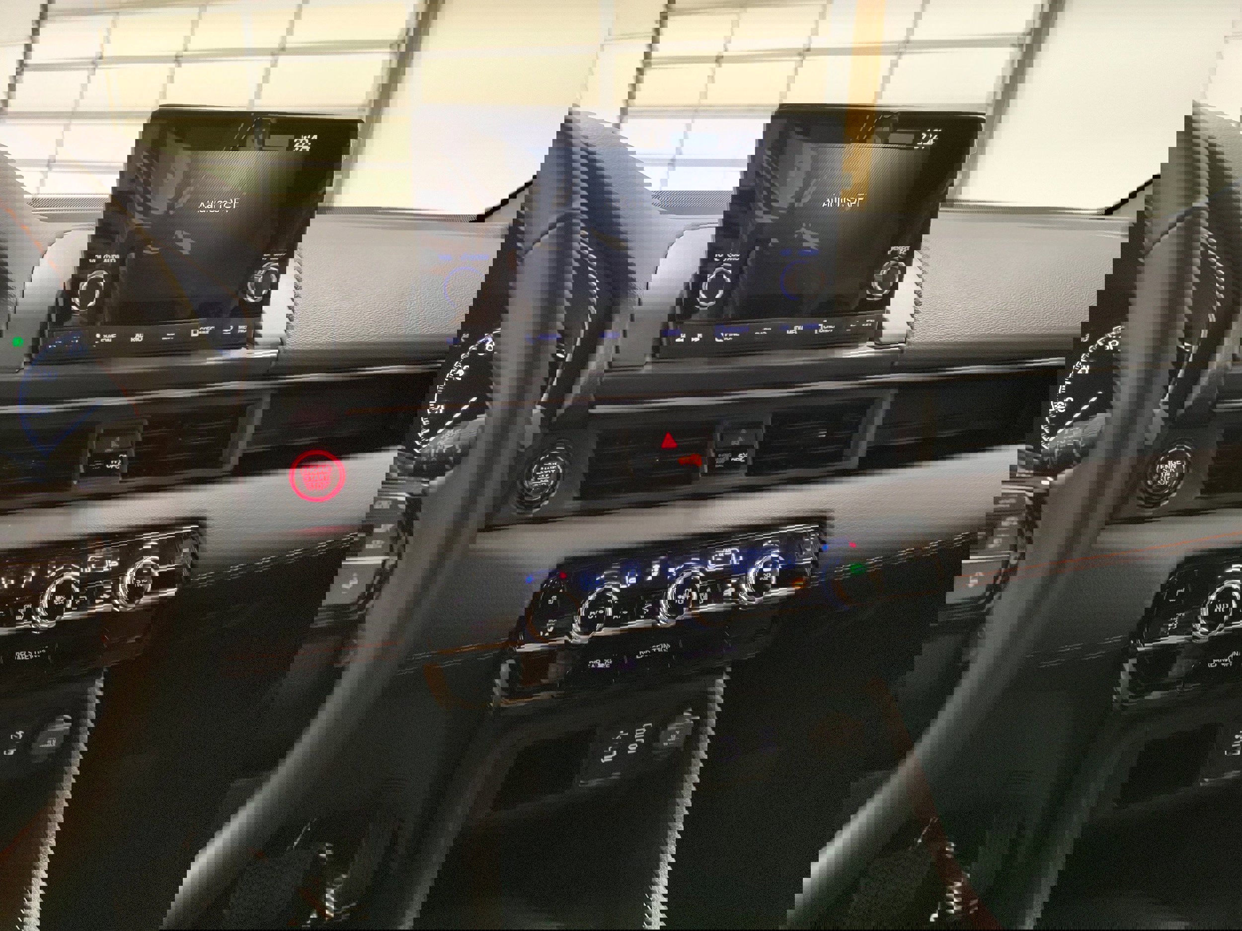 New 2025 Honda Pilot Sport image 7