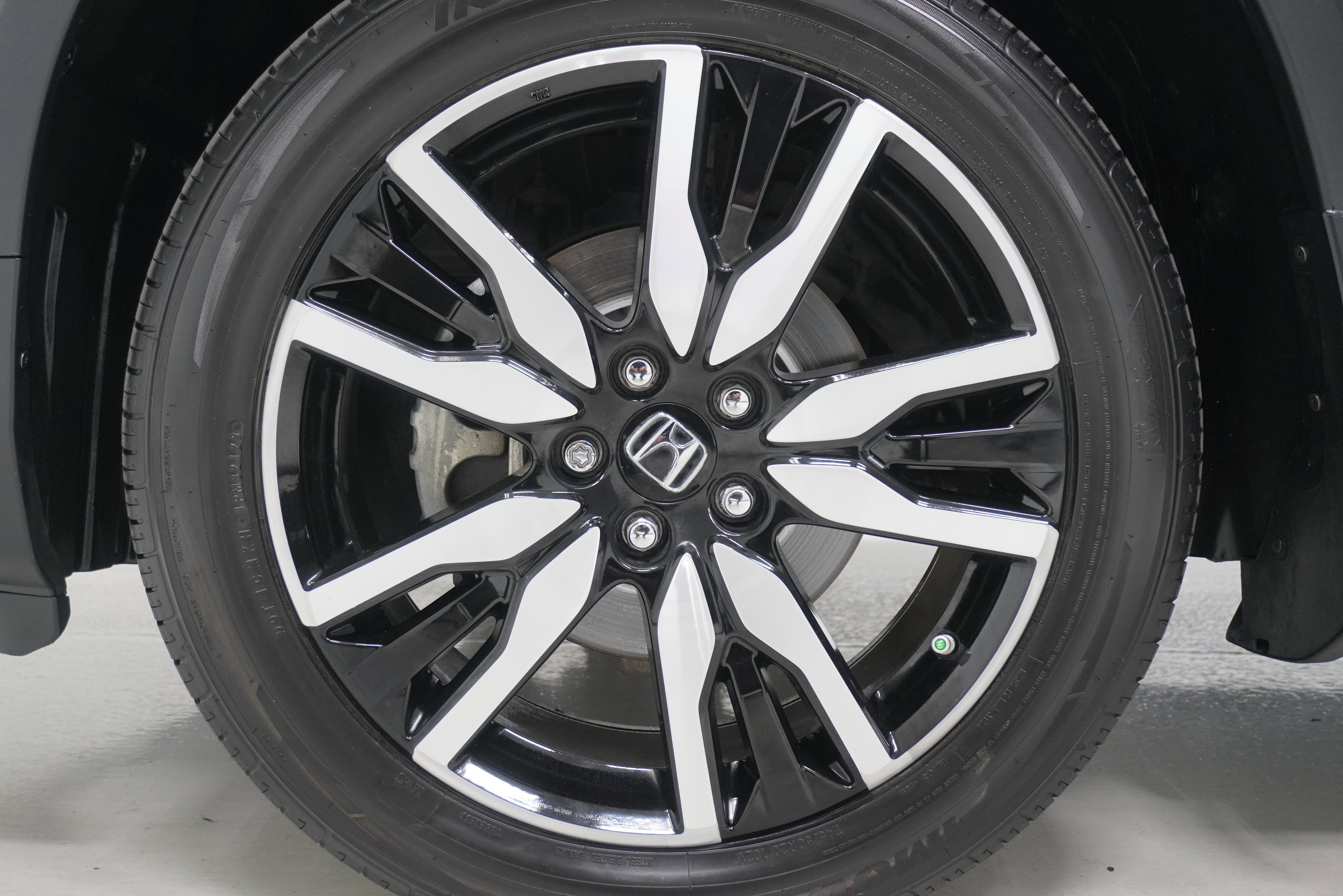 Used 2020 Honda Pilot Elite image 32