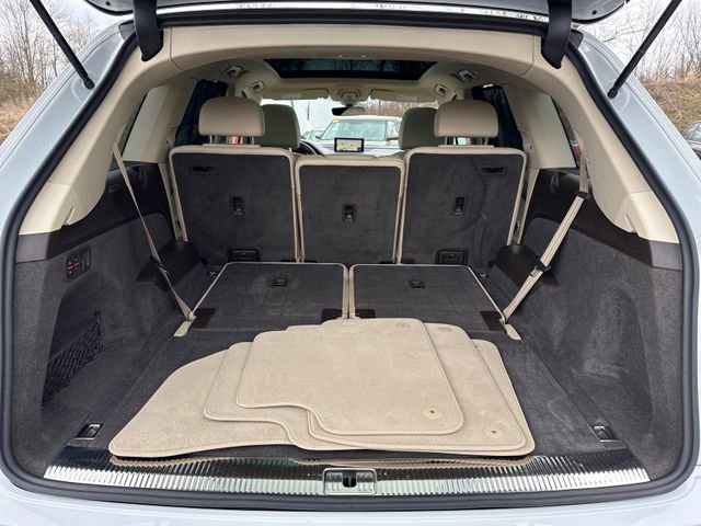 Used 2018 Audi Q7 3.0T Prestige image 19