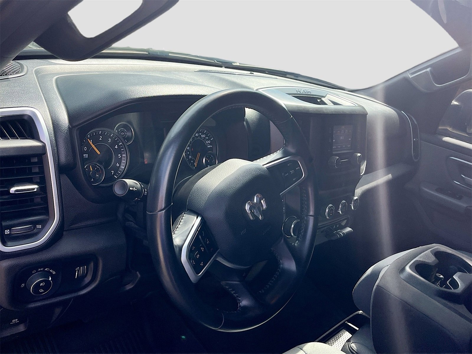 Used 2021 RAM 1500 Big Horn image 9