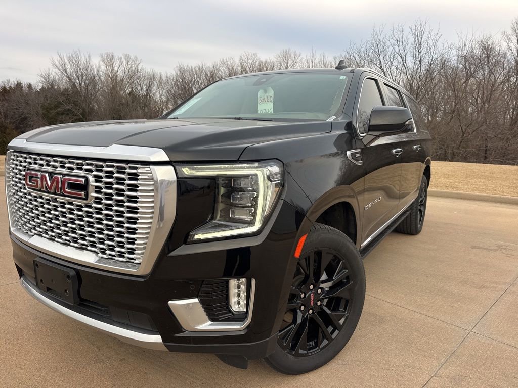 Used 2022 GMC Yukon XL Denali w/ Denali Premium Package video 2