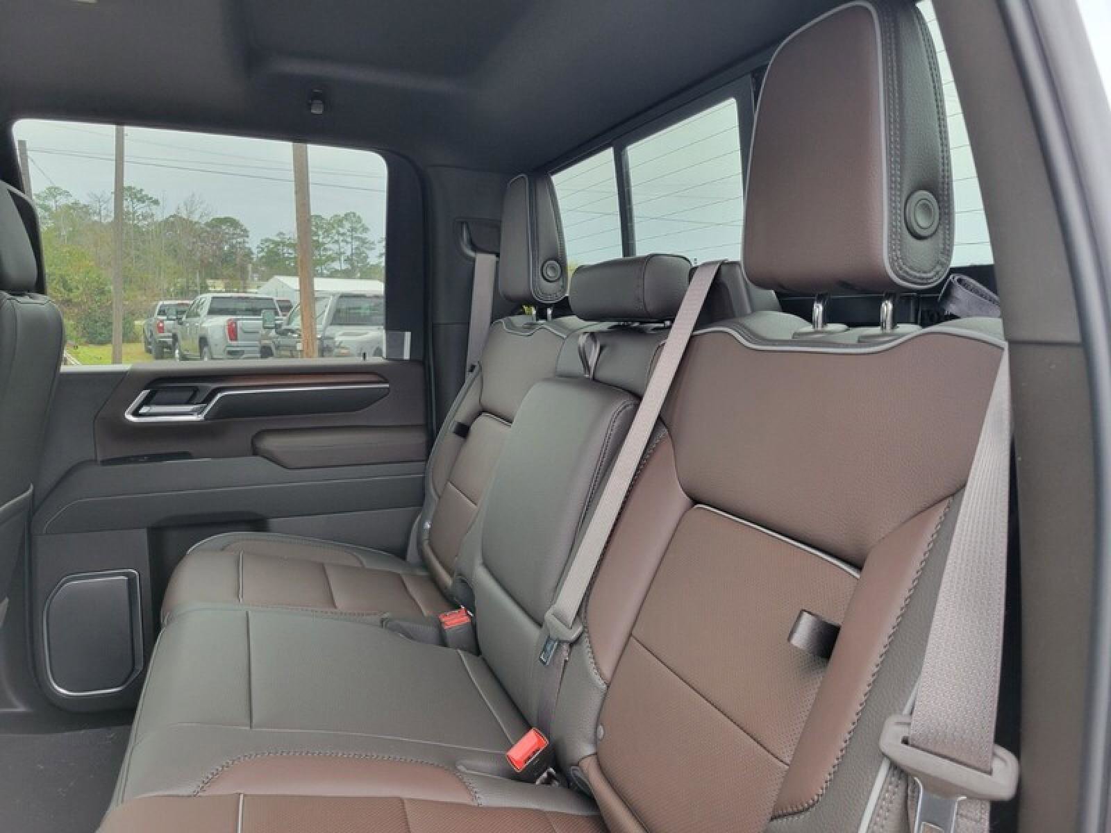 New 2026 GMC Sierra 2500 Denali w/ Denali Reserve Package AWD/4WD image 26