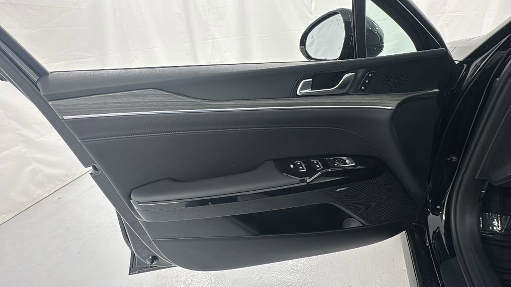 New 2025 Kia K5 EX image 16