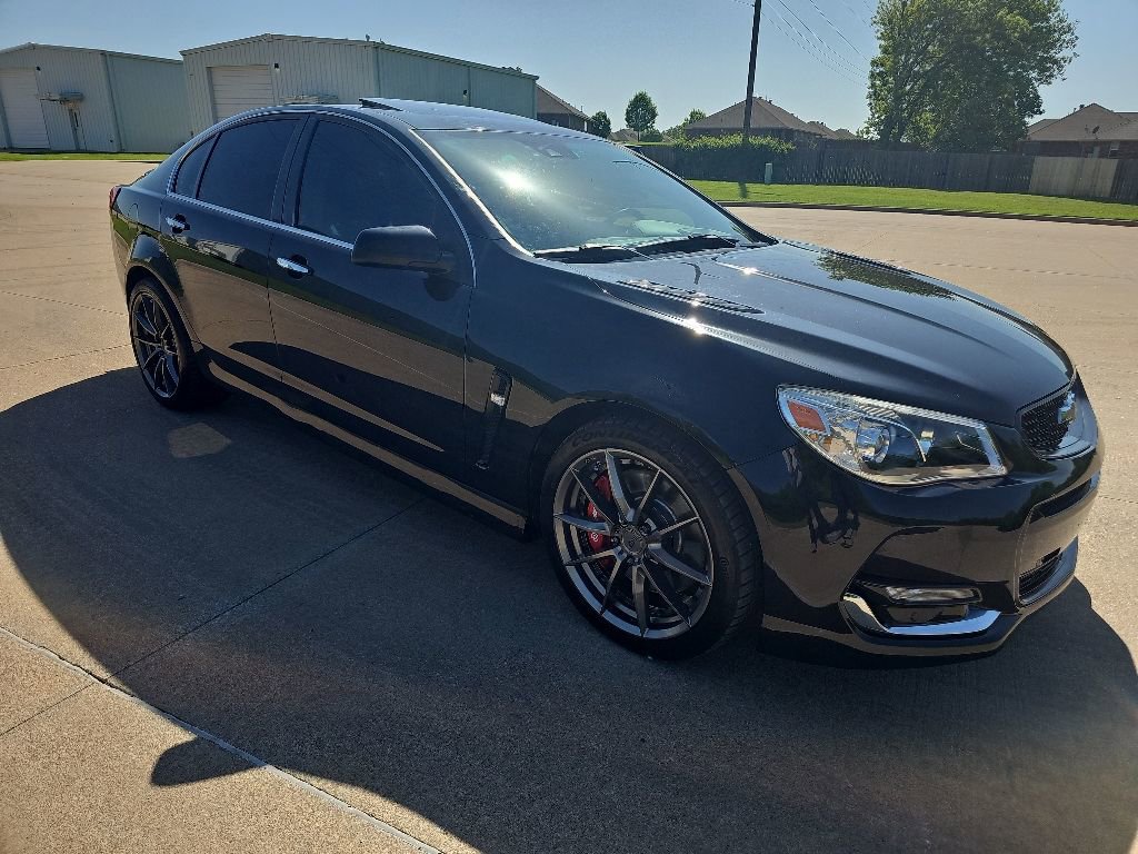 Used 2017 Chevrolet SS RWD image 8