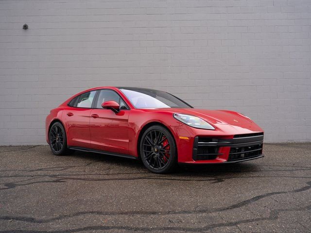 Used 2025 Porsche Panamera GTS image 9