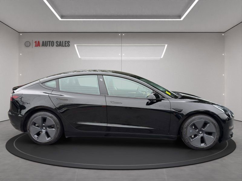 Used 2021 Tesla Model 3 Long Range image 6