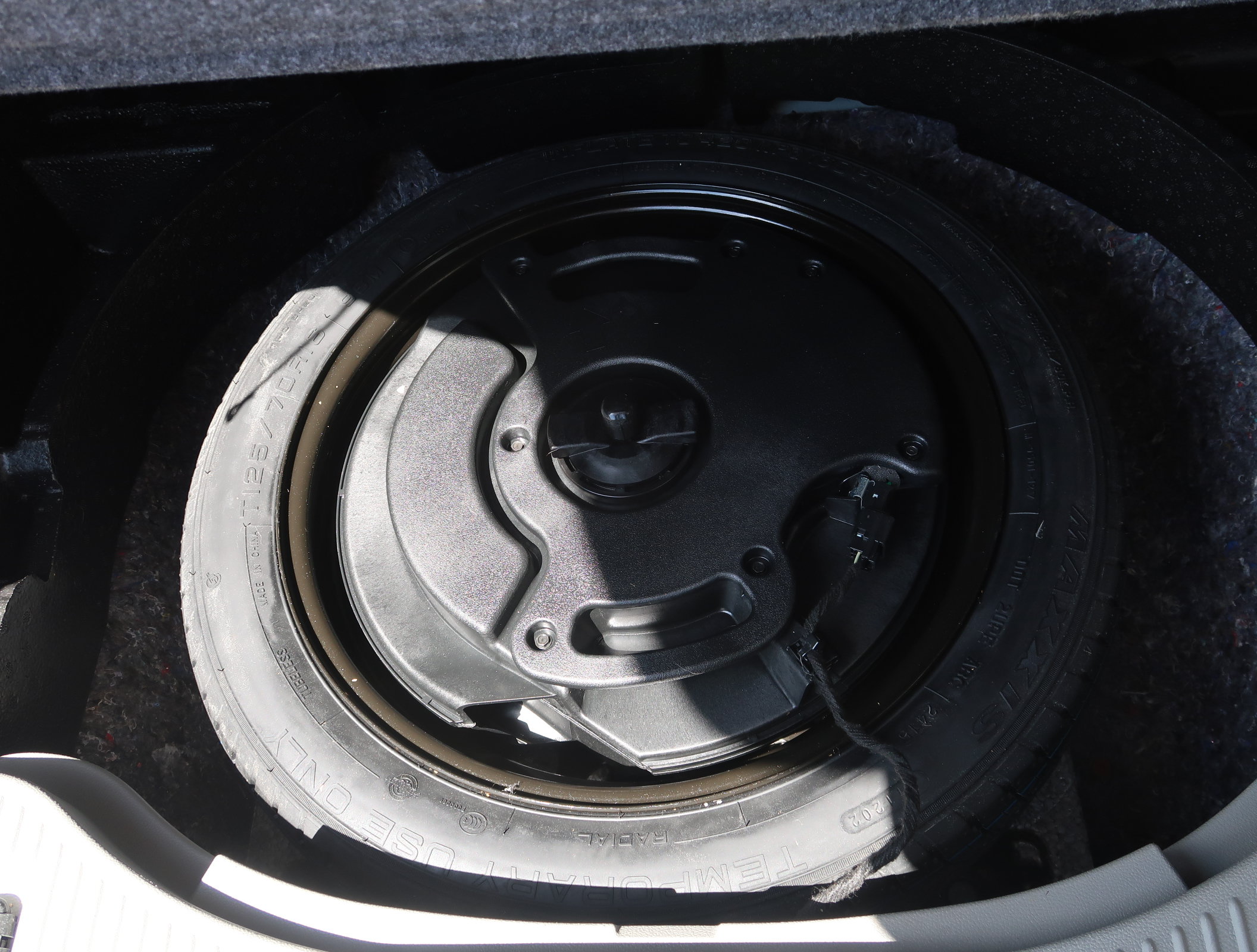 Used 2015 Buick Encore Convenience FWD image 31