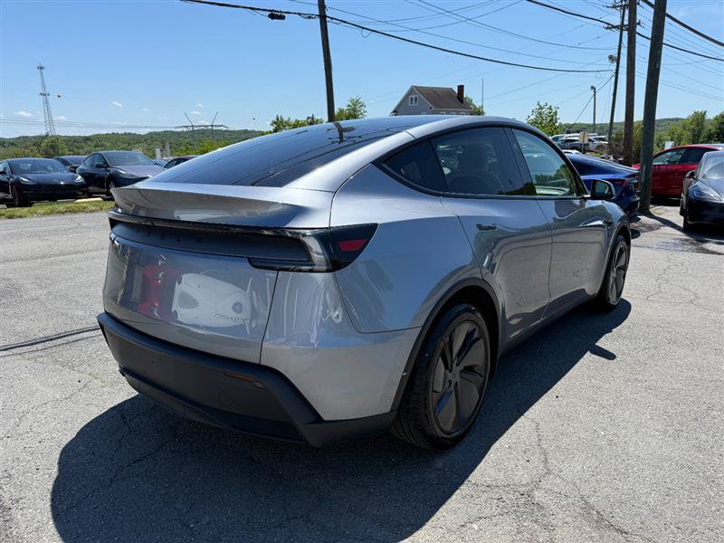 Used 2026 Tesla Model Y Long Range AWD/4WD image 5