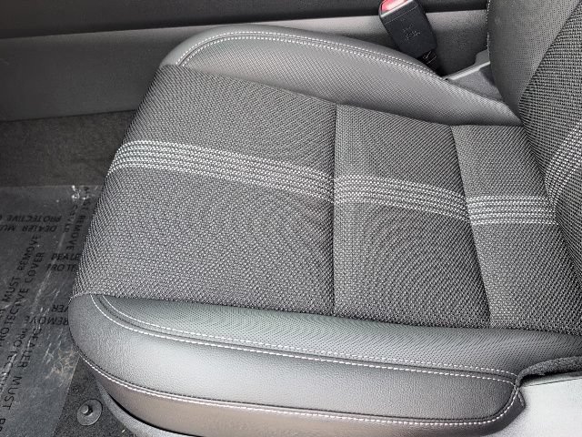 Used 2026 MAZDA CX-50 Meridian Edition w/ Weather Package AWD/4WD image 13