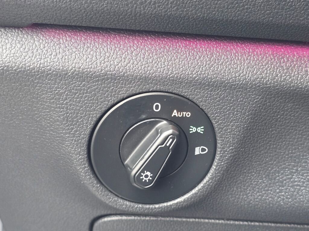 Used 2019 Volkswagen Jetta GLI image 25