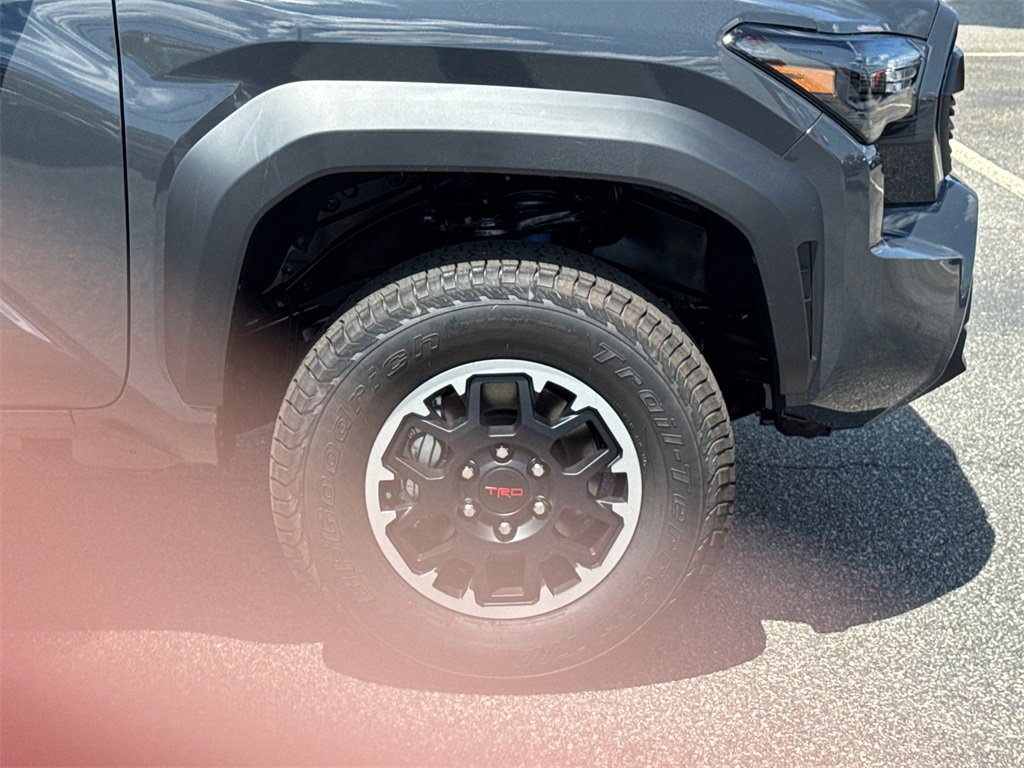 New 2025 Toyota Tacoma TRD Off-Road image 12