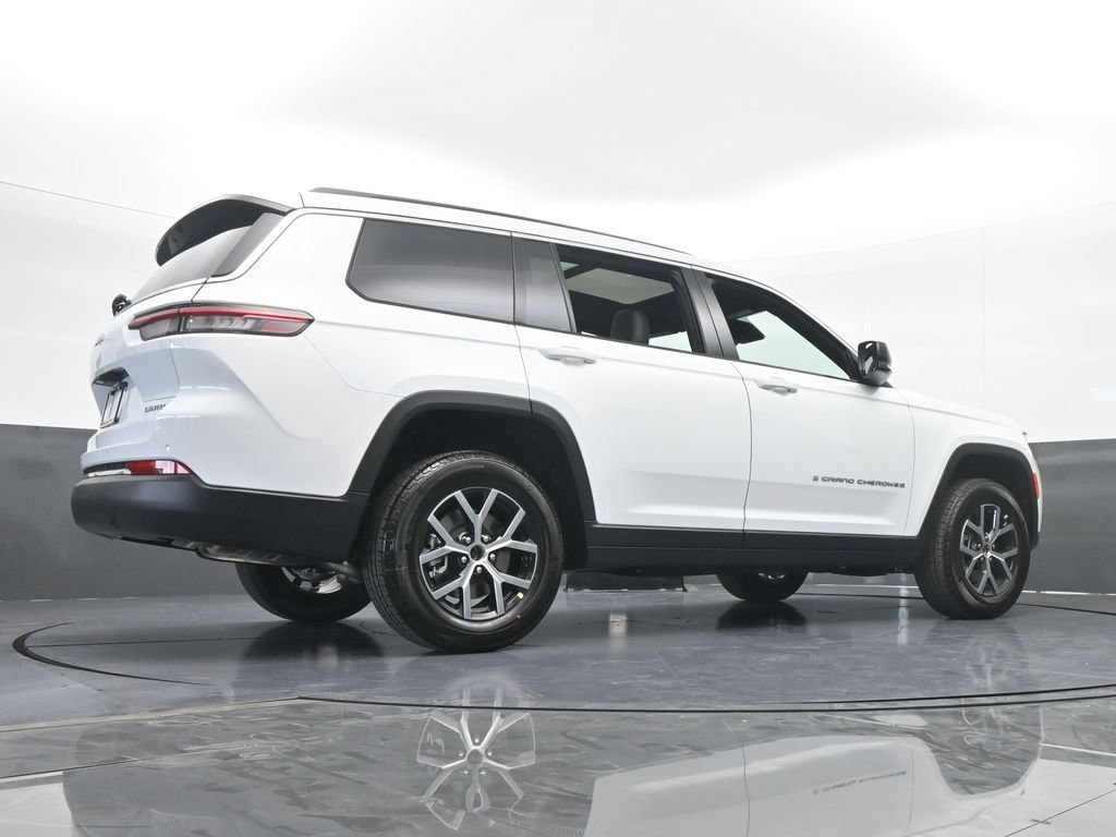 Used 2025 Jeep Grand Cherokee L Limited RWD image 57