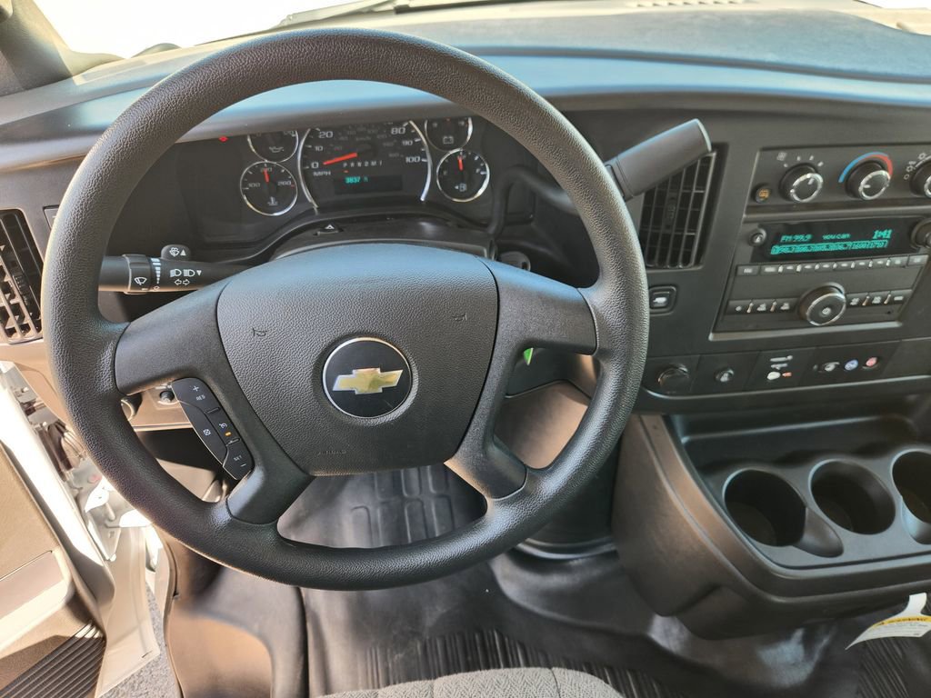 Used 2025 Chevrolet Express 2500 w/ Driver Convenience Package RWD image 26