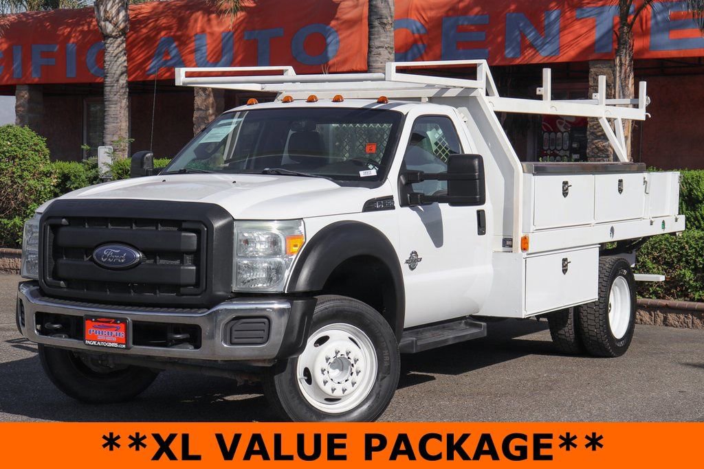 Used 2015 Ford F550 2WD Regular Cab Super Duty image 4