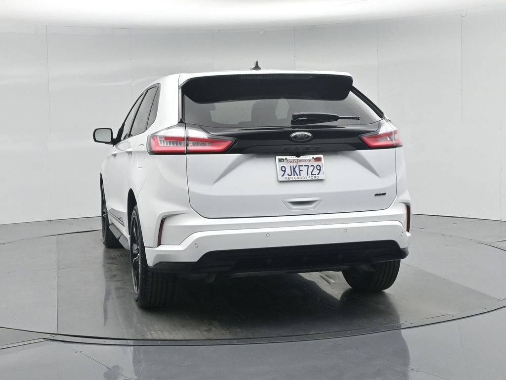 Used 2024 Ford Edge SE w/ Black Appearance Package image 30