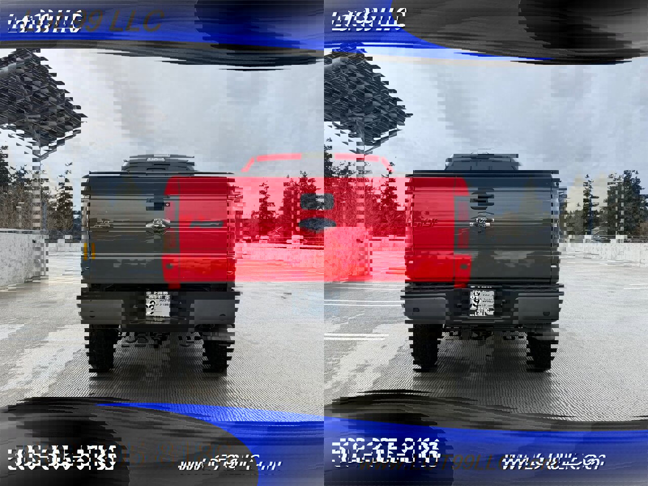 Used 2014 Ford F150 Raptor w/ Equipment Group 801A Luxury image 11