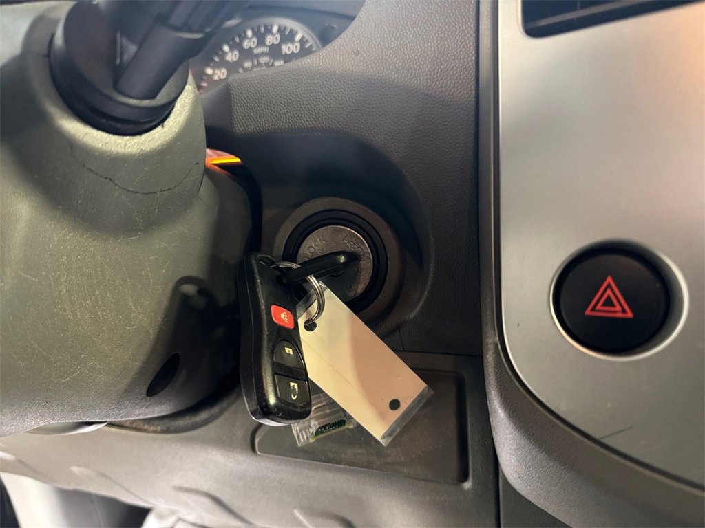 Used 2015 Nissan Frontier SV image 29