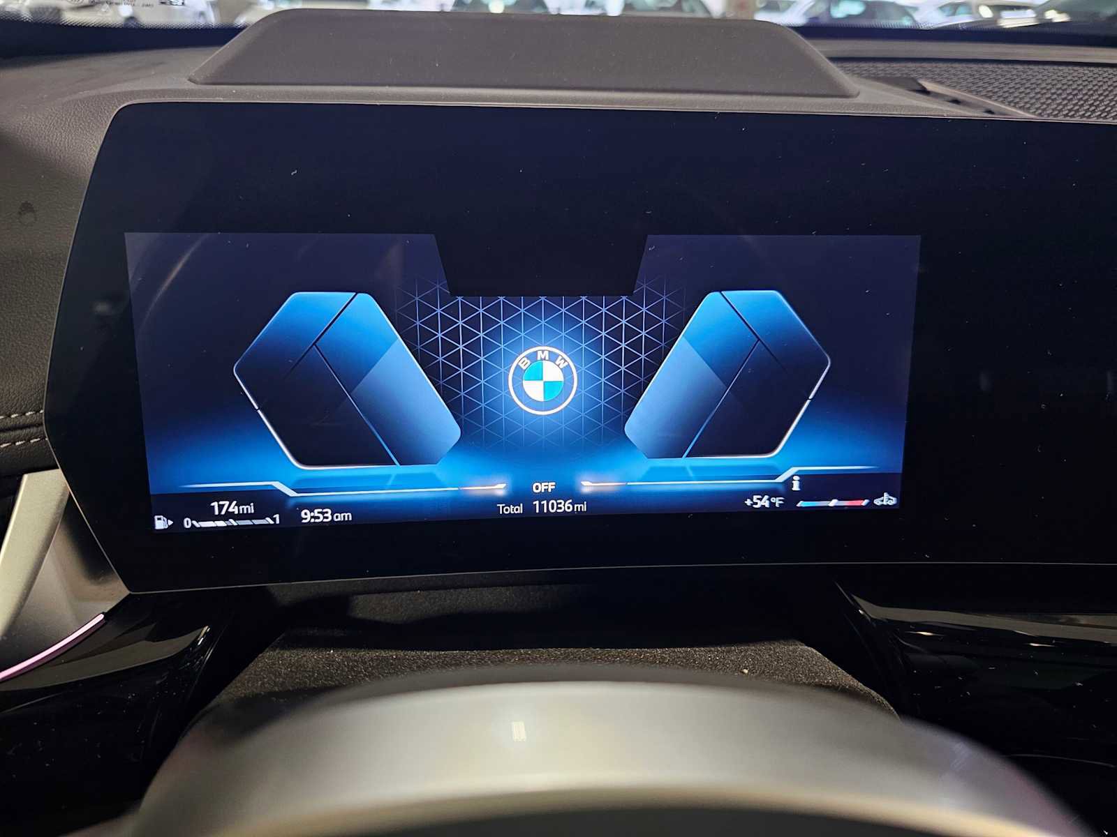 Used 2025 BMW X1 xDrive28i w/ Technology Package image 11