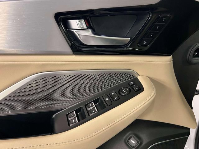 Certified 2023 Acura MDX SH-AWD w/ Technology Package image 13