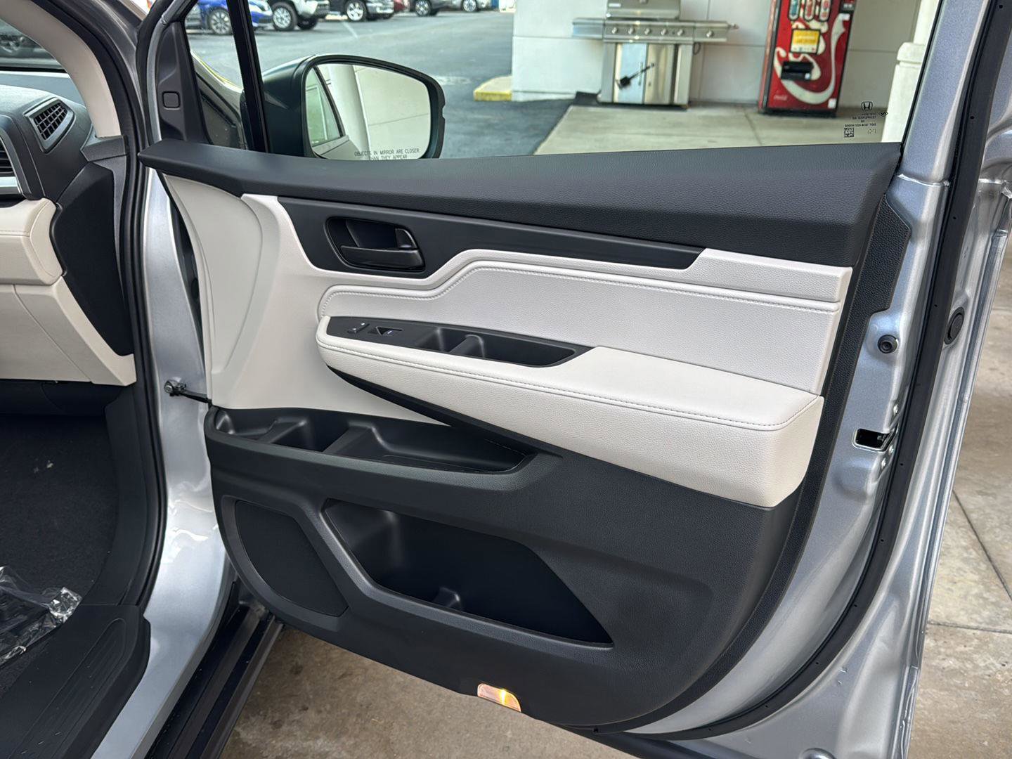 New 2026 Honda Odyssey EX-L image 12
