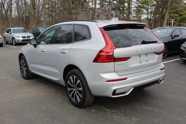Used 2024 Volvo XC60 B5 Plus image 7