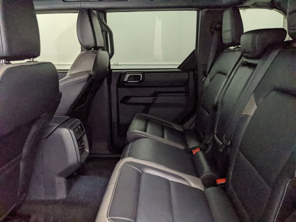 New 2025 Ford Bronco Outer Banks image 23