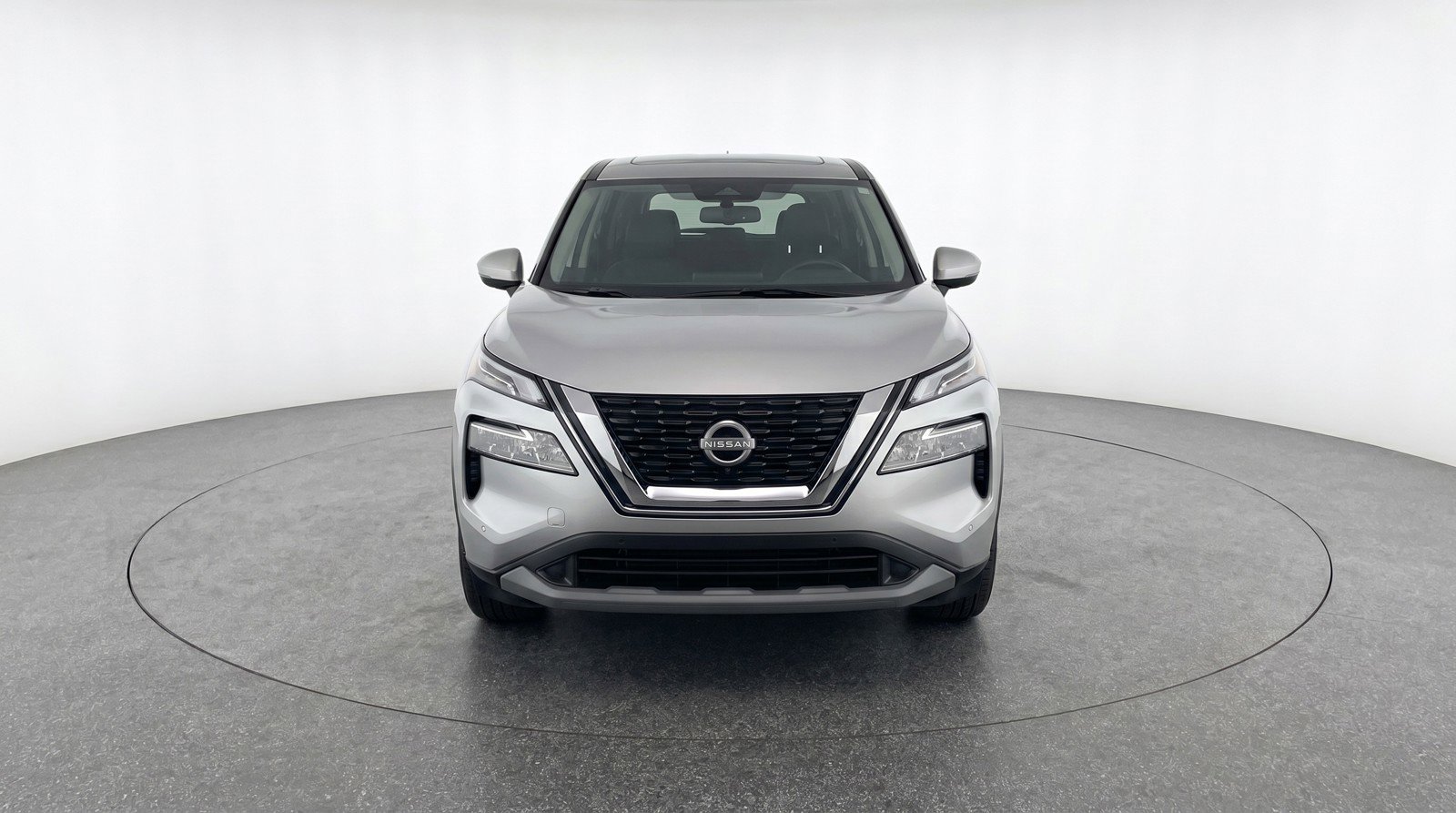 Used 2023 Nissan Rogue SV AWD/4WD image 2