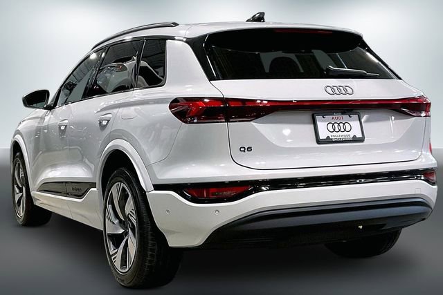 Used 2025 Audi Q6 e-tron Premium Plus w/ Premium Plus image 12