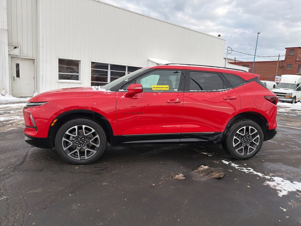Used 2023 Chevrolet Blazer RS image 4