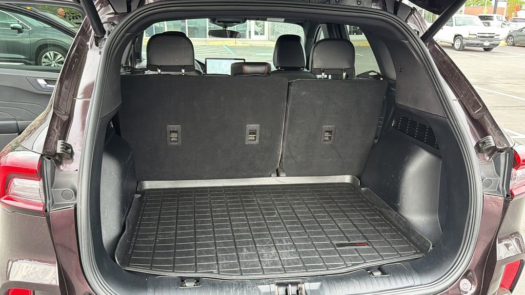 Used 2023 Ford Escape ST-Line Select w/ Tech Pack #2 image 13
