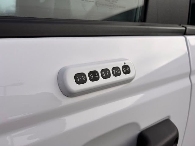 Used 2023 Ford Bronco Black Diamond AWD/4WD image 10